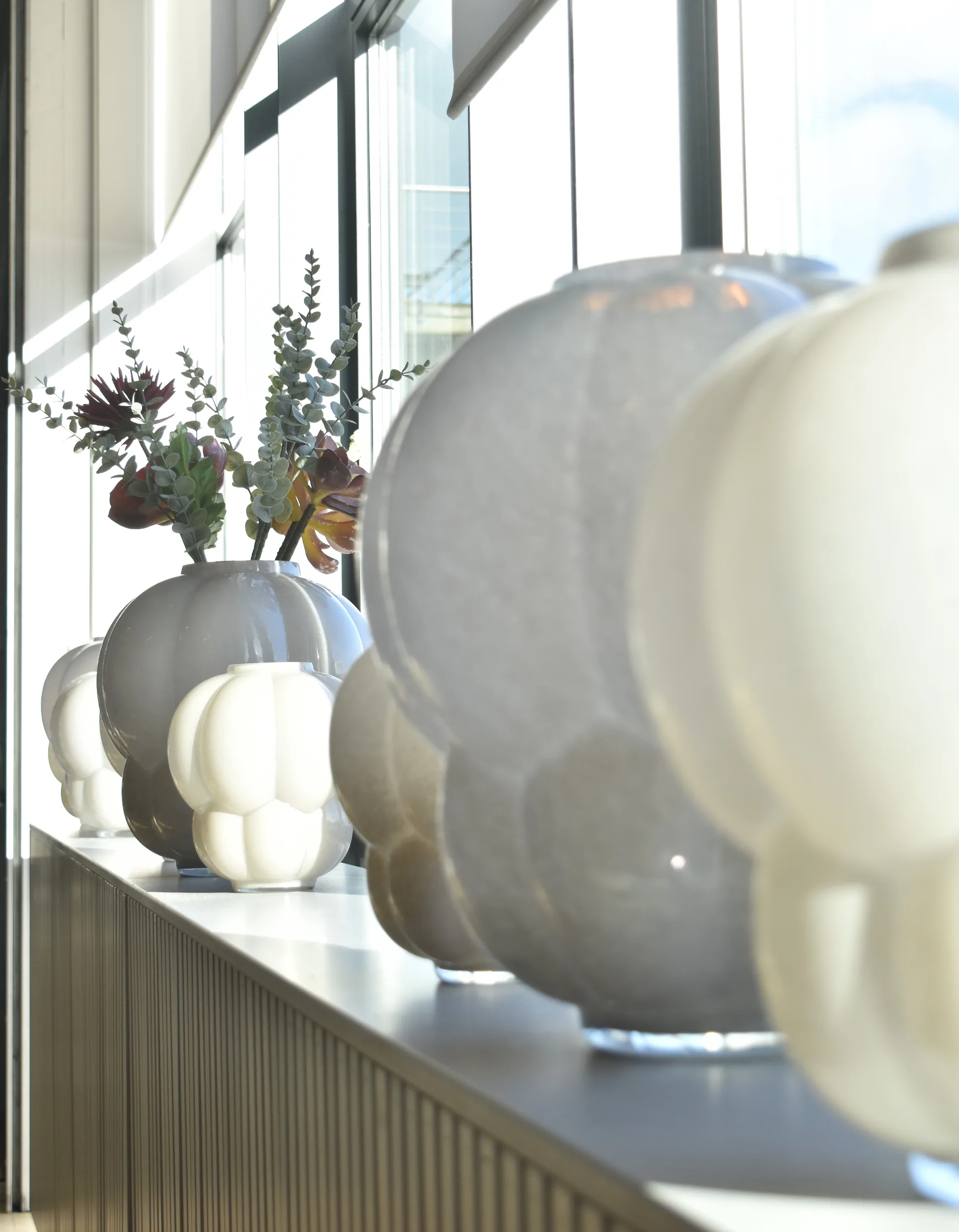 Uva 花瓶 35 cm, Dove Grey AYTM | アイテム