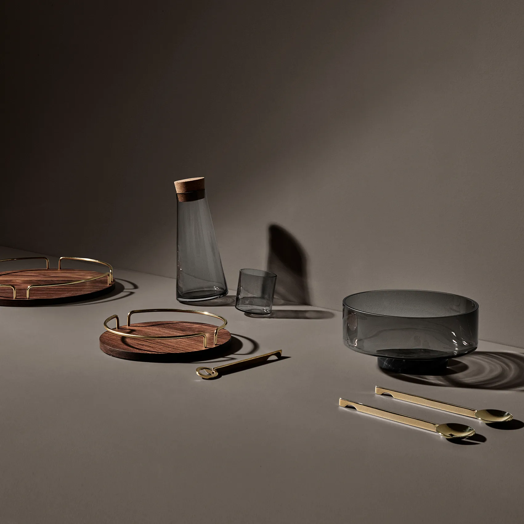 Volvi ボウル 25 cm, black AYTM | アイテム