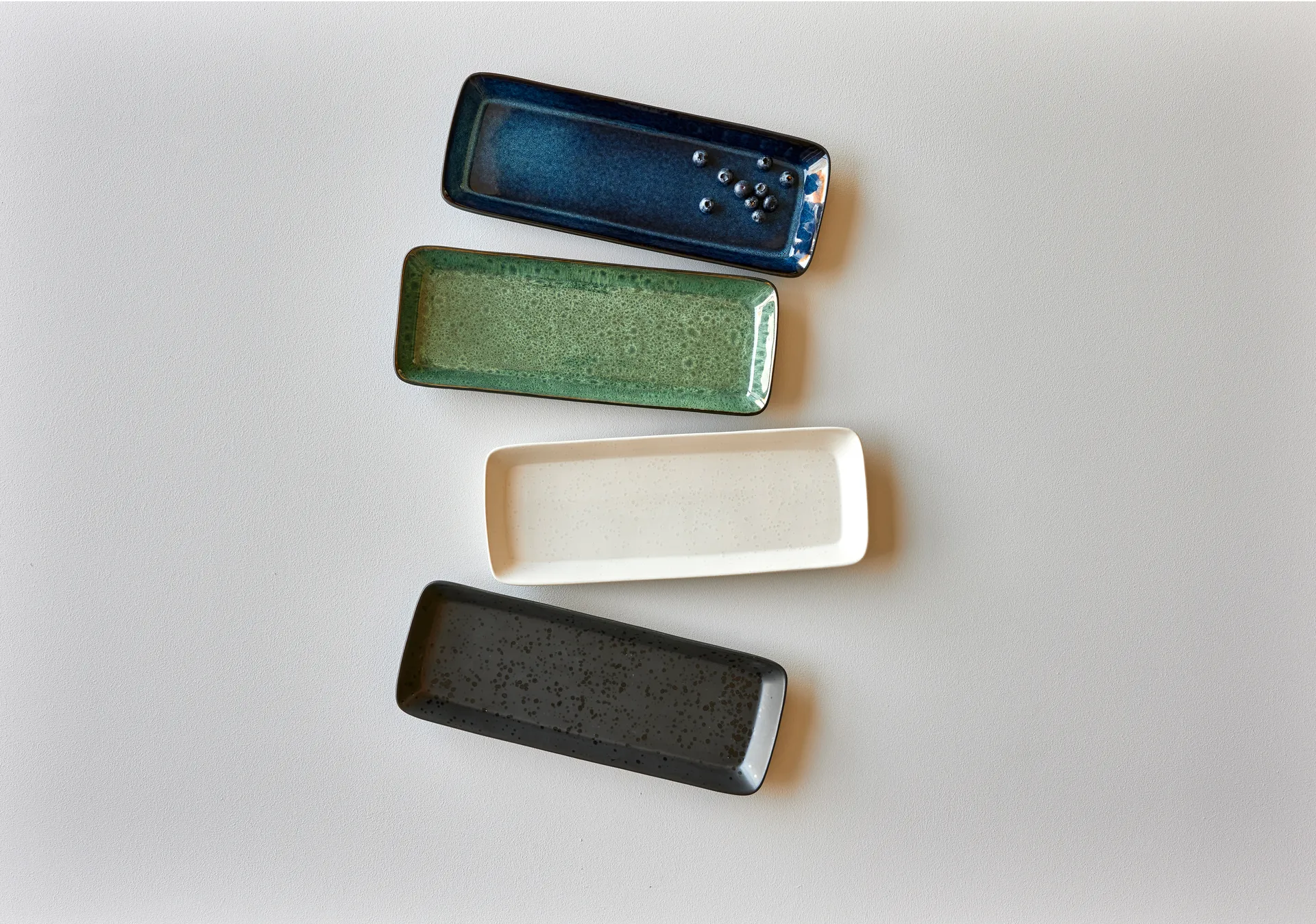 Bitz サービングプレート 38x14 cm, Black-green Bitz | ビッツ