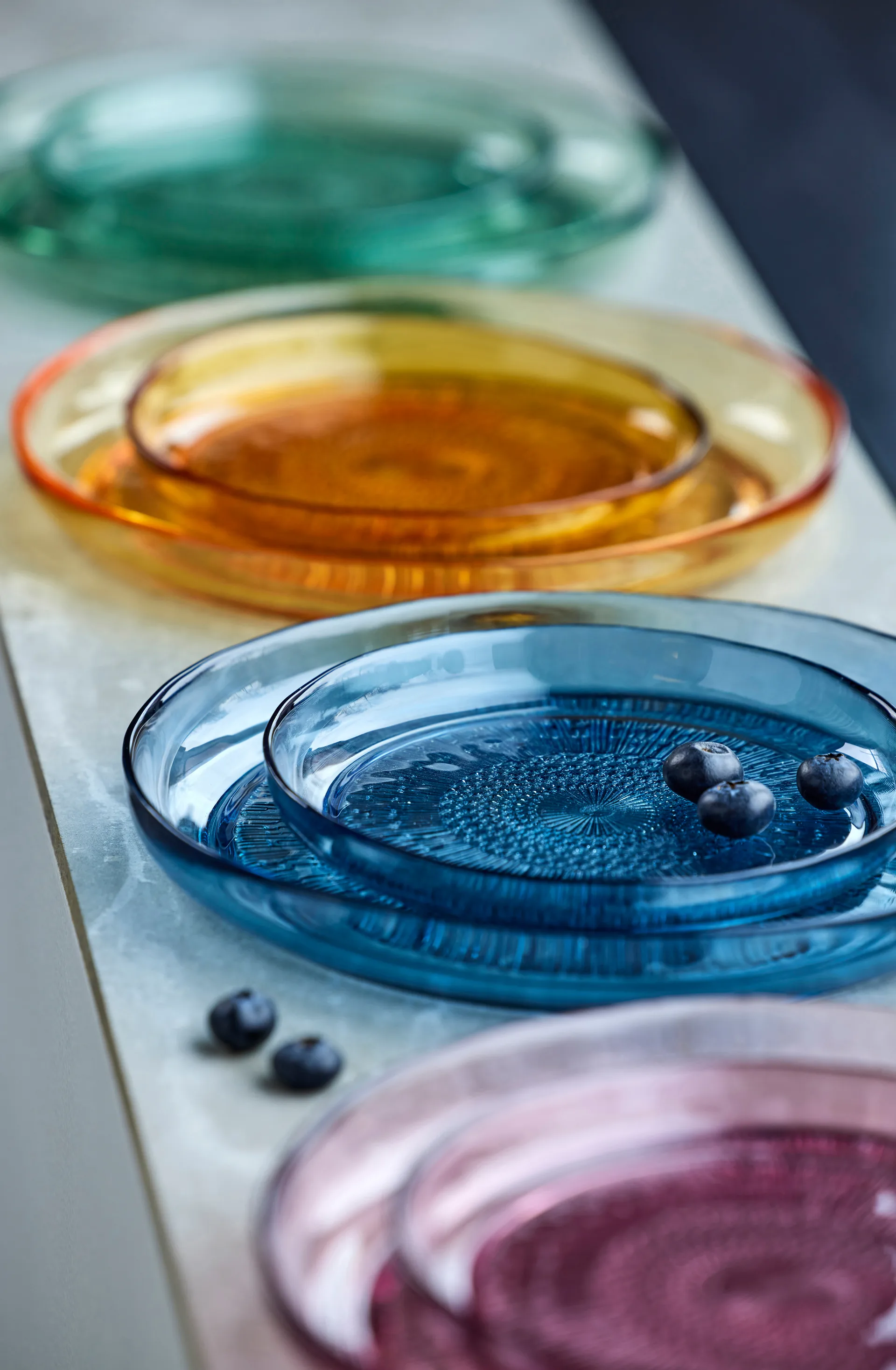 Kusintha プレート Ø25 cm, Amber Bitz | ビッツ