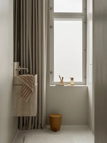 Ava ソープディスペンサー 25 cl - Tan - Blomus | ブロムス