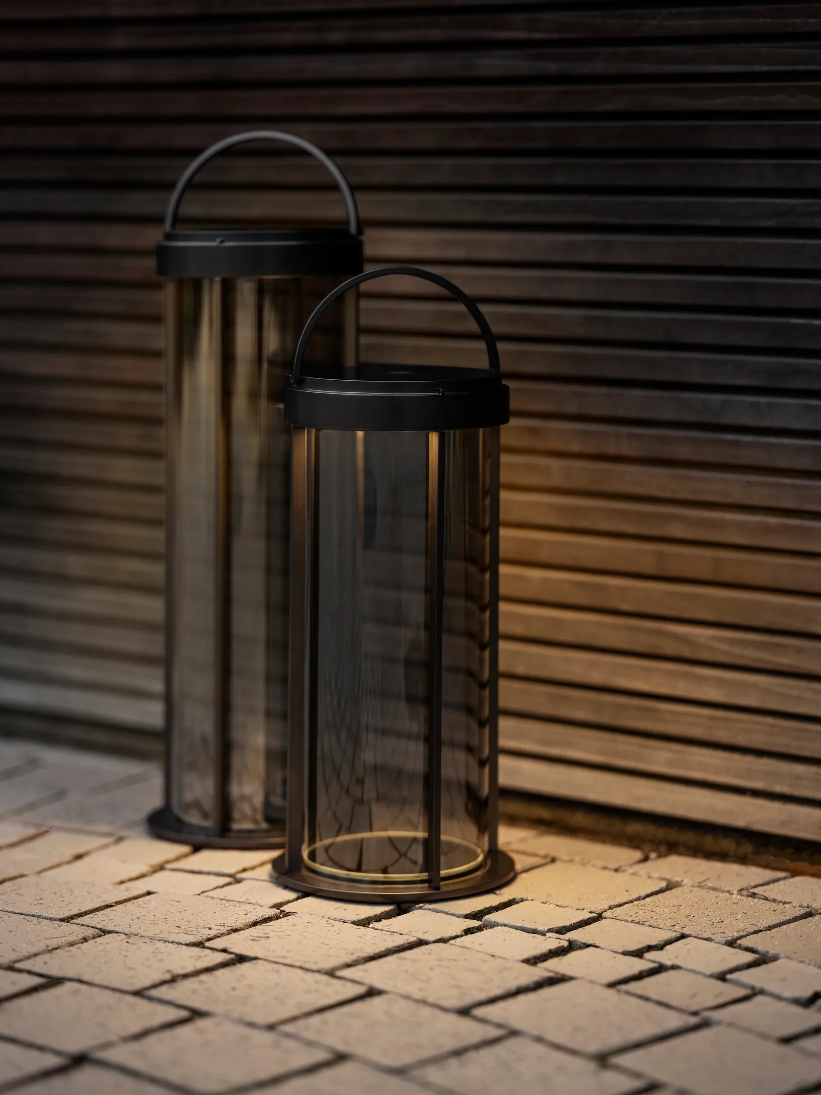 Blomus | ブロムス からのMituro モバイル LEDランプ M - NordicNest.jp