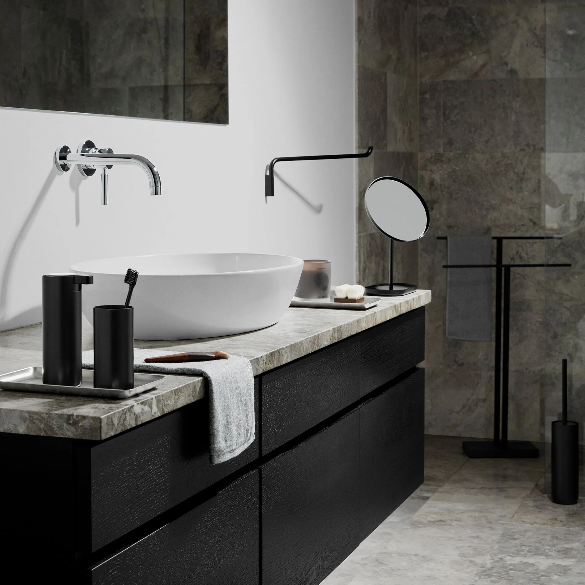 Modo make-up ミラー, Black Blomus | ブロムス