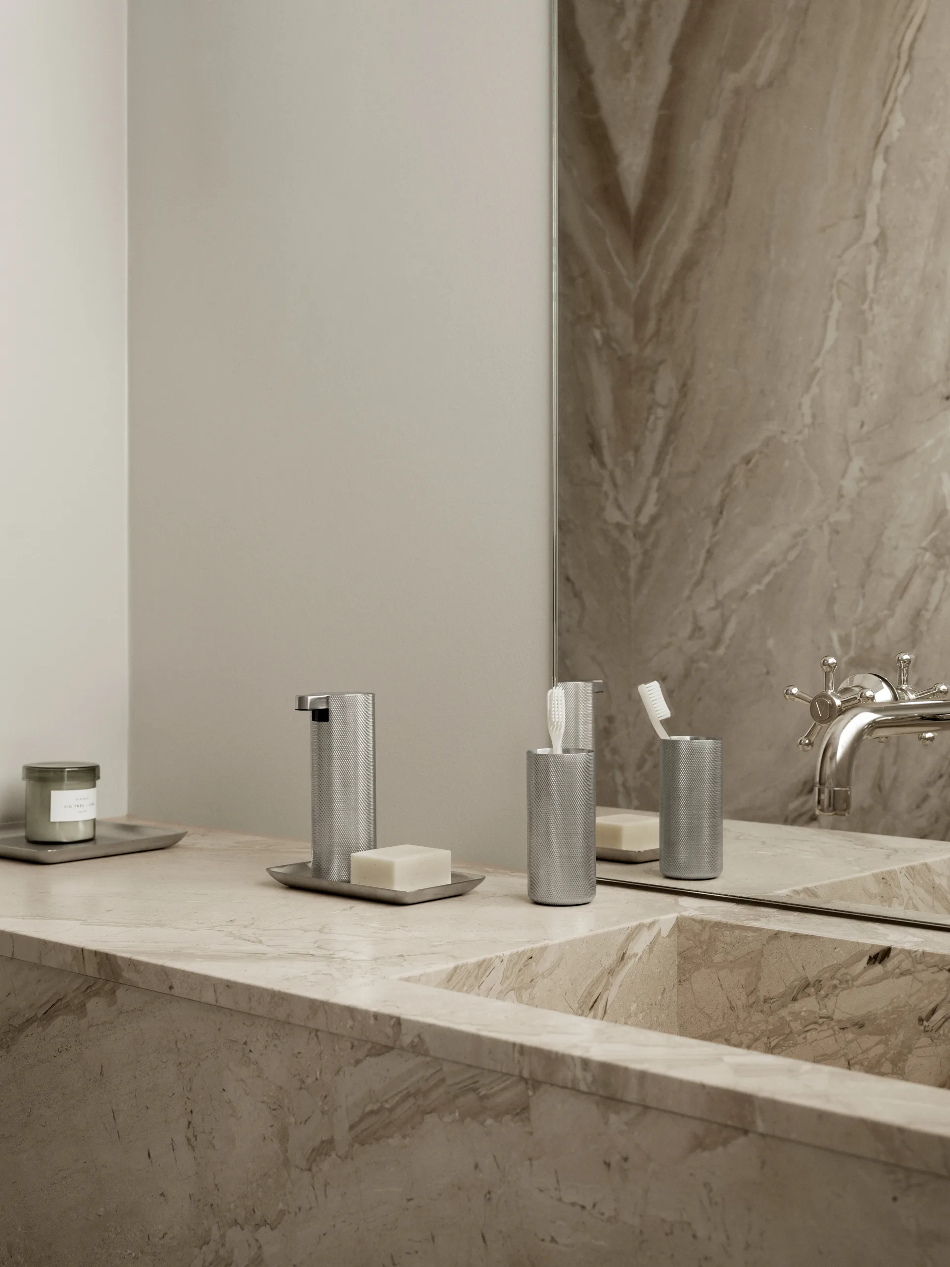 Modo Rof ソープディスペンサー, Stainless steel, 165 ml Blomus | ブロムス
