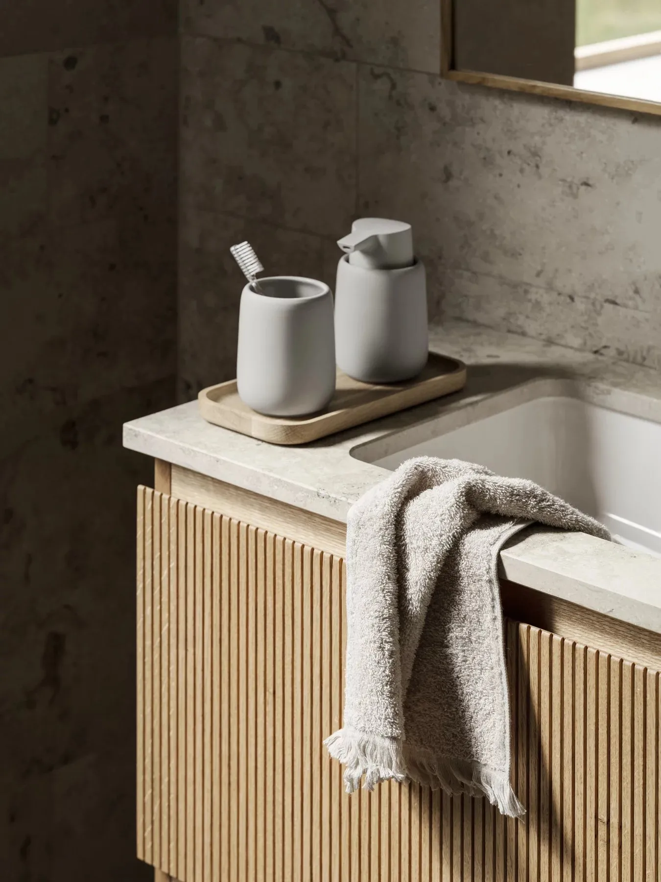 OKU トレー S 25x12.5 cm, Oak Blomus | ブロムス