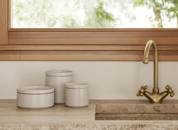 Pilar ストレージジャー 蓋付き - Moonbeam, Ø12x13.5 cm - Blomus | ブロムス