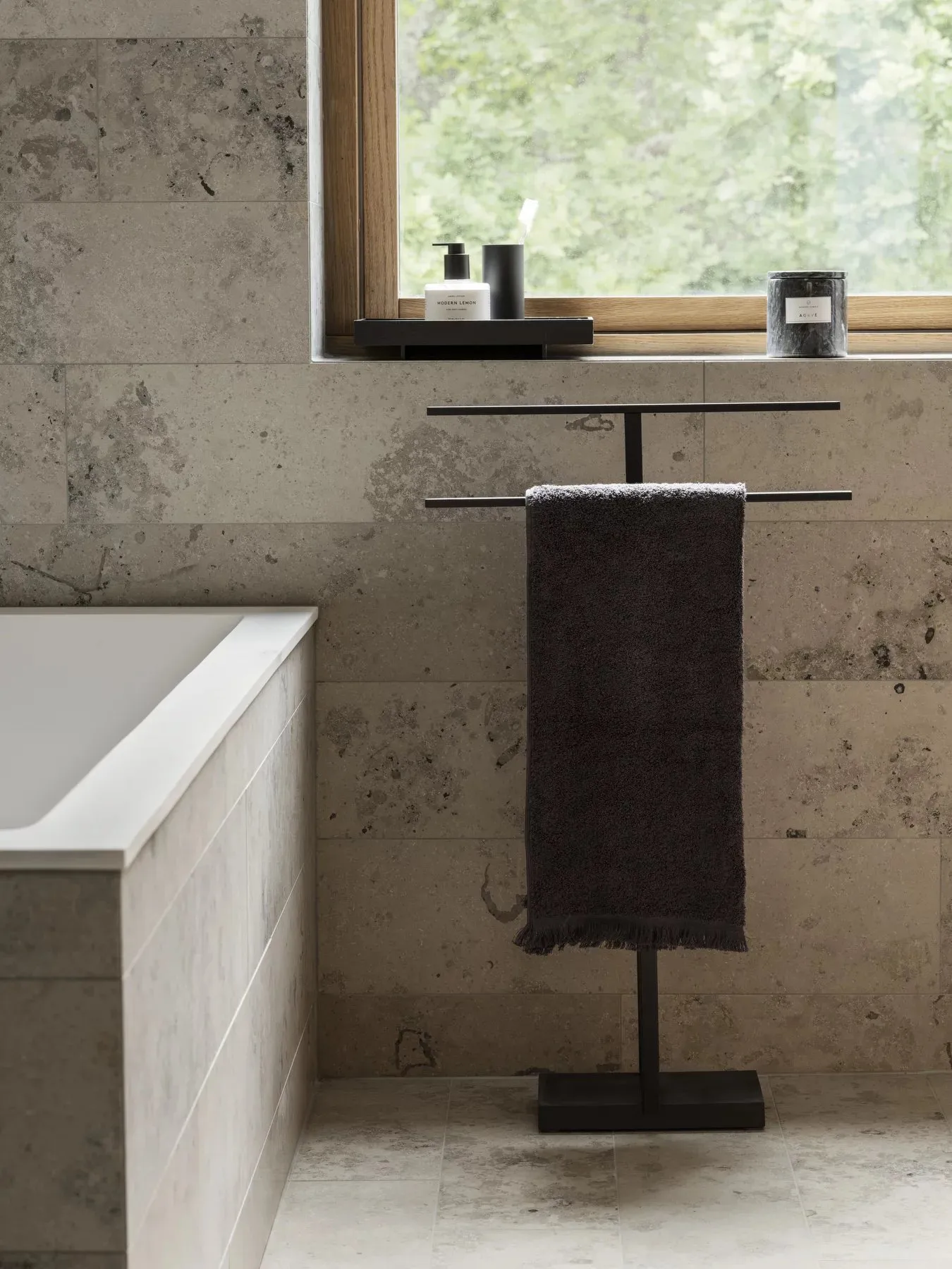 Satomi ハンドローション 300 ml, Modern Lemon Blomus | ブロムス