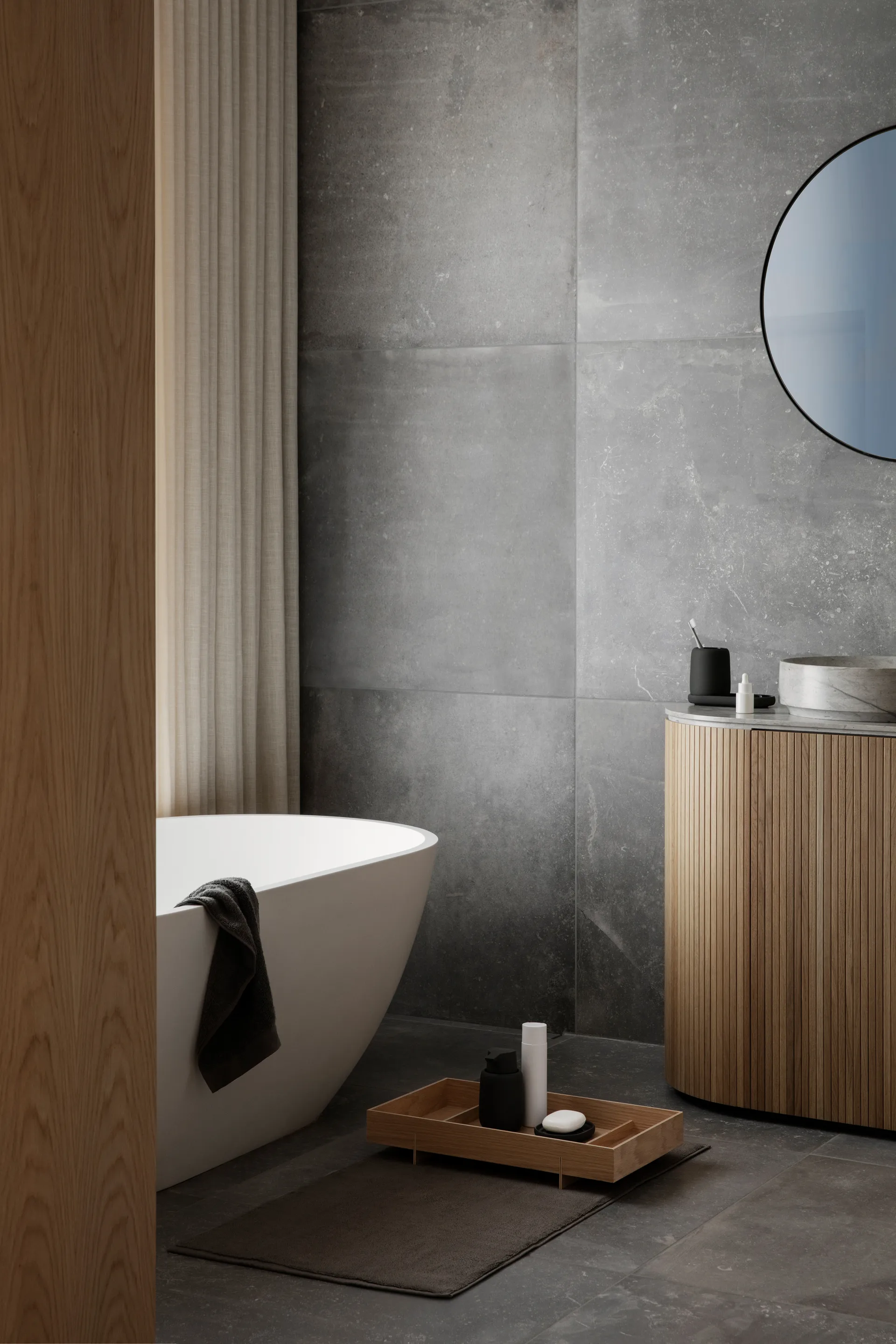 Sono ソープディッシュ 10x13 cm, Black Blomus | ブロムス