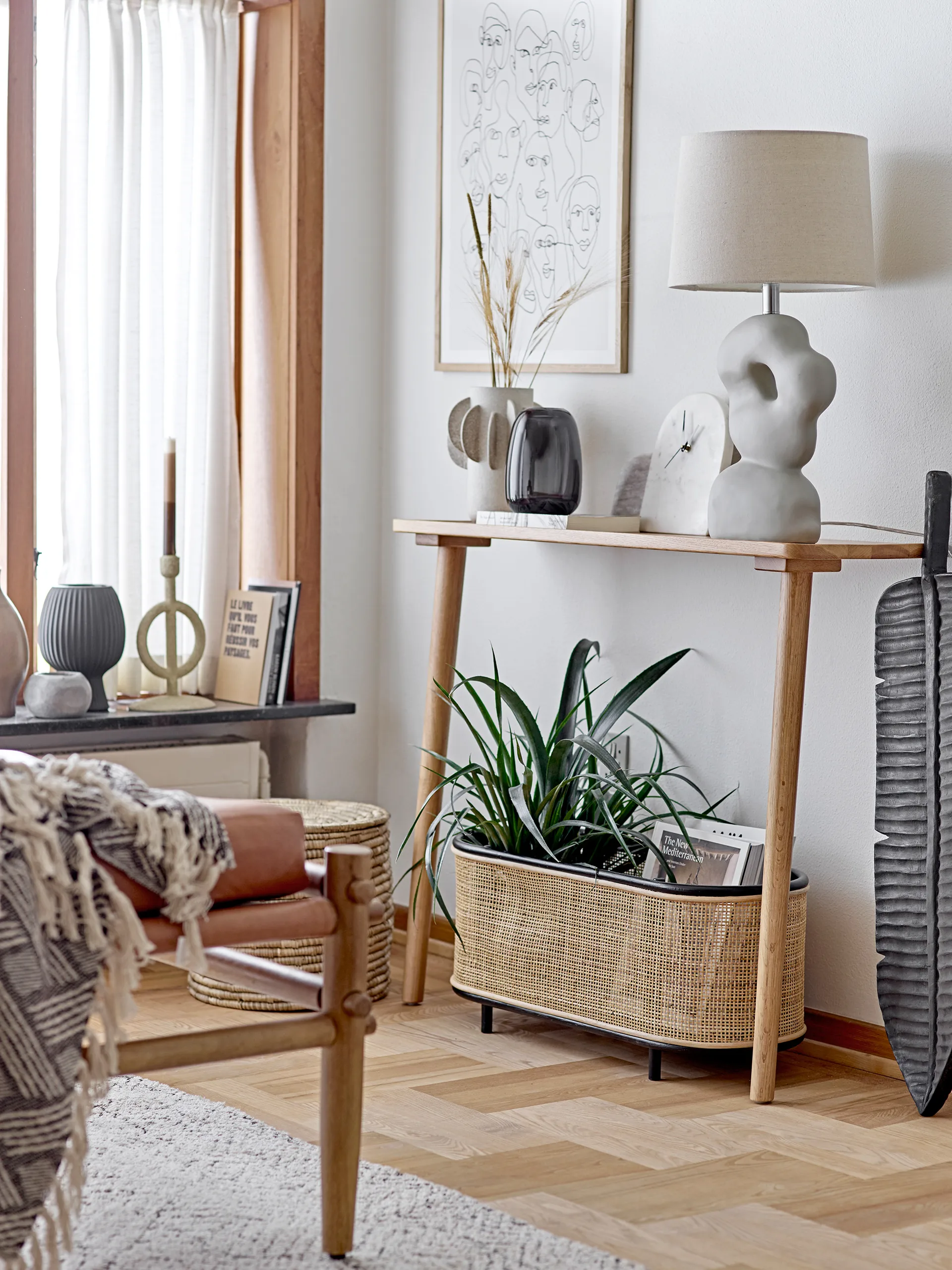 Dagny 花瓶 21.5 cm, Black Bloomingville | ブルーミングヴィル