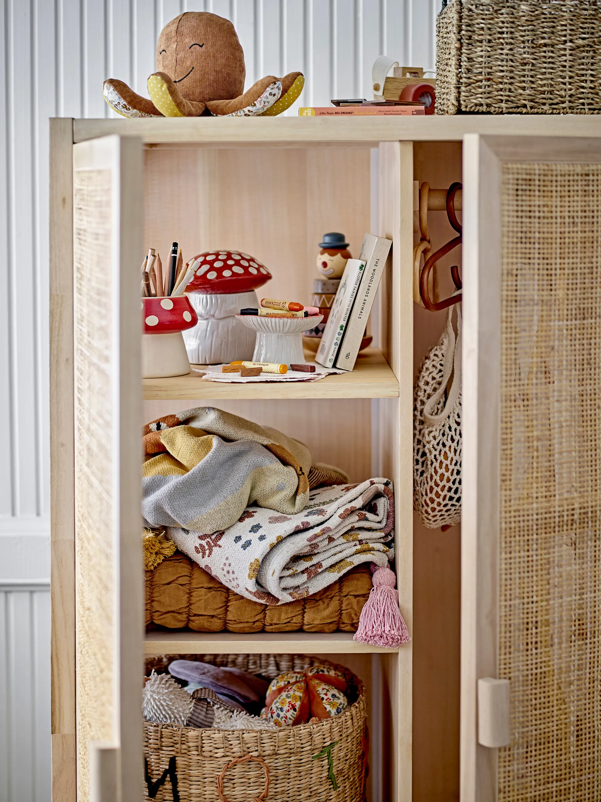 Kristine スロー 130x160 cm, Nature Bloomingville | ブルーミングヴィル