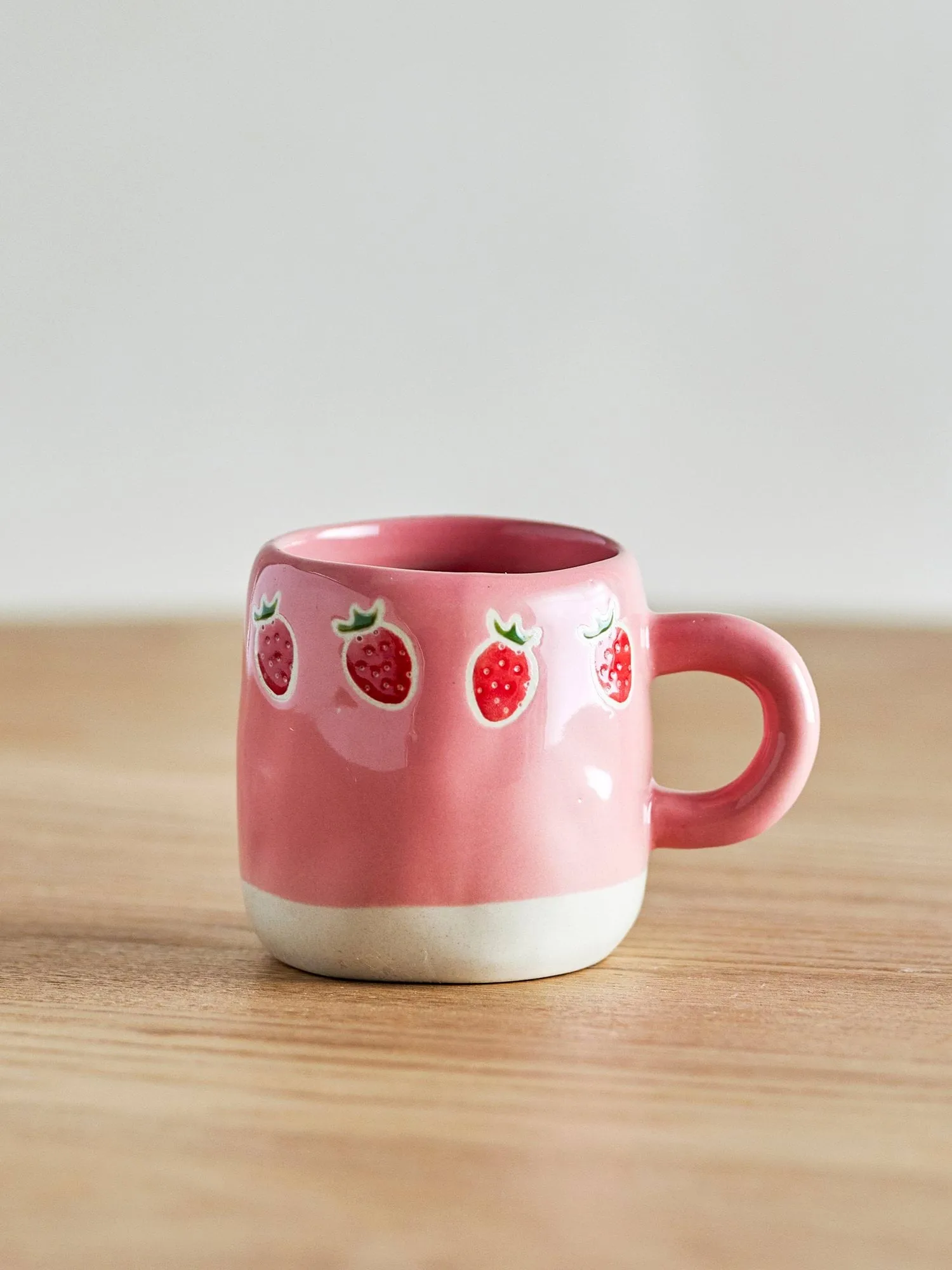 Millie カップ 110 ml, Pink, strawberries Bloomingville | ブルーミングヴィル
