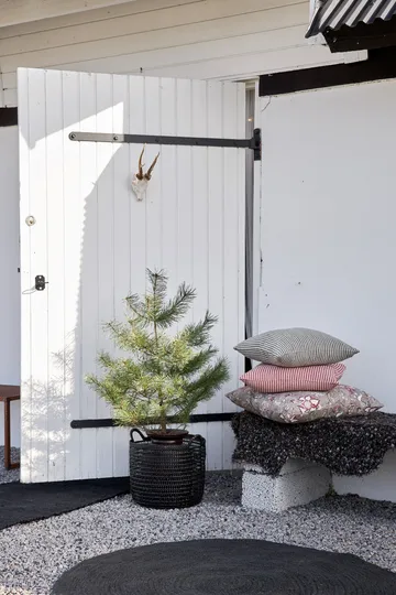 Rough リネン ストライプ ピローケース 45x45 cm - Red - Boel & Jan | ボエル & ヤン