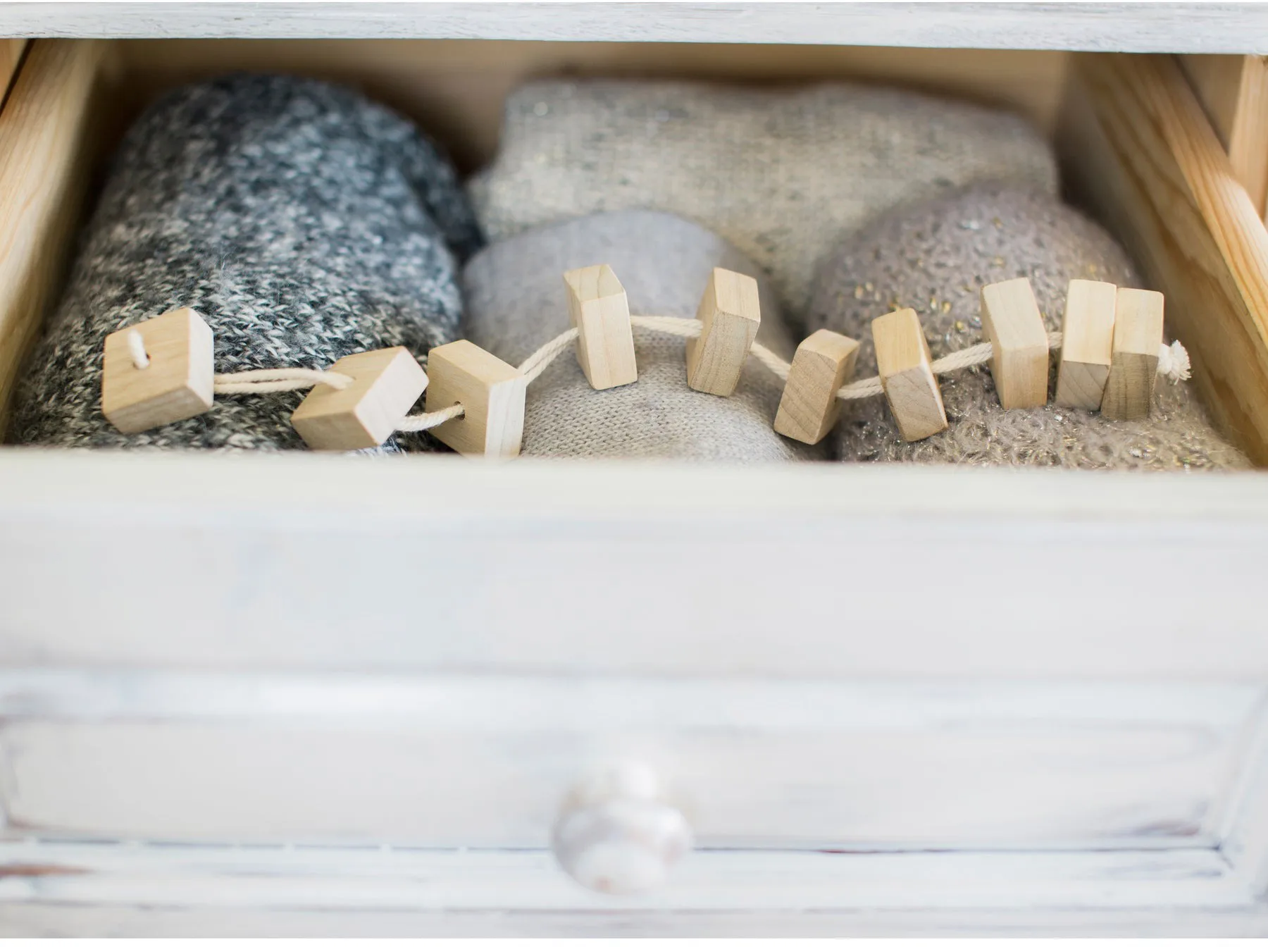 Bosign 香り付きブロック ホワイトシダーウッド ひも付き, 10-pack Bosign | ボーサイン