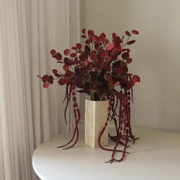Burgundy veil artificial bouquet - Eucalyptus, amaranth, 84 cm - Botané | ボタネ