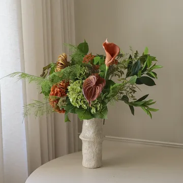 Cedar Grove 人工ブーケ - アジサイ・半サボテンダリア・カラー、90 cm、14本 - Botané | ボタネ