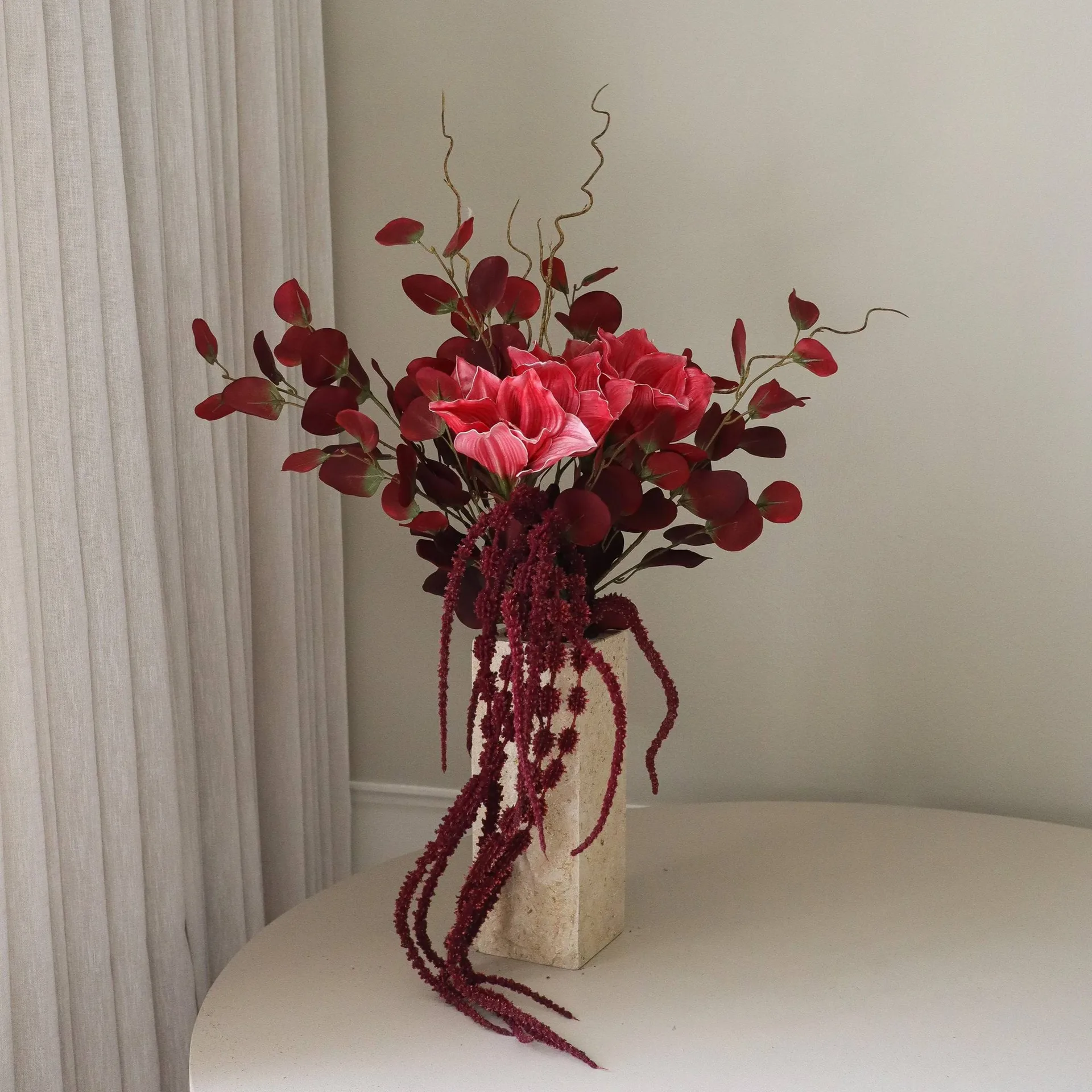 Deep bloom 人工ブーケ, アマリリス、ユーカリ、アマランス、枝、120 cm Botané | ボタネ