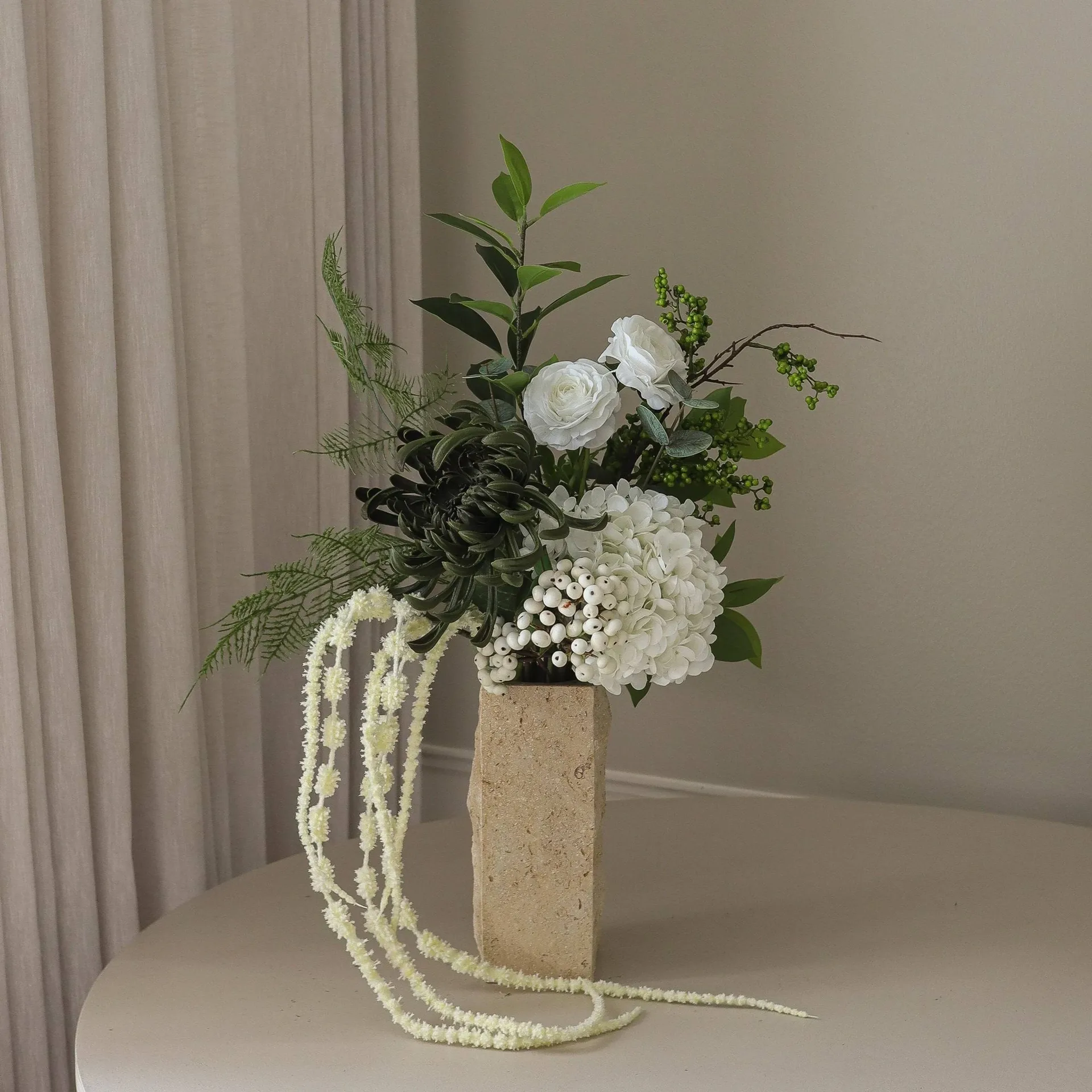 Green veil 人工ブーケ, Ranunculus, hydrangea, amaranth, 85 cm Botané | ボタネ