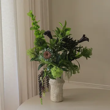Verdant Noir 人工ブーケ - カラー・スパイダークリサンセマム・オータムサンフラワー、92 cm、13本 - Botané | ボタネ