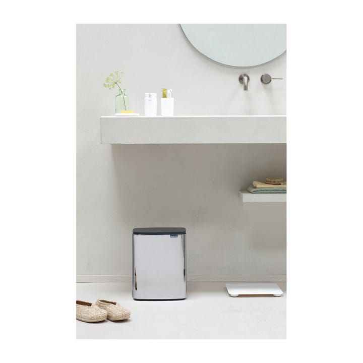 Bo ウェイストビン 12 L, Brushed steel - shiny Brabantia | ブラバンシア