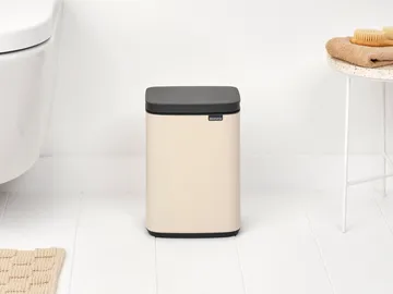 Bo ウェイストビン 4 L - Soft beige - Brabantia | ブラバンシア