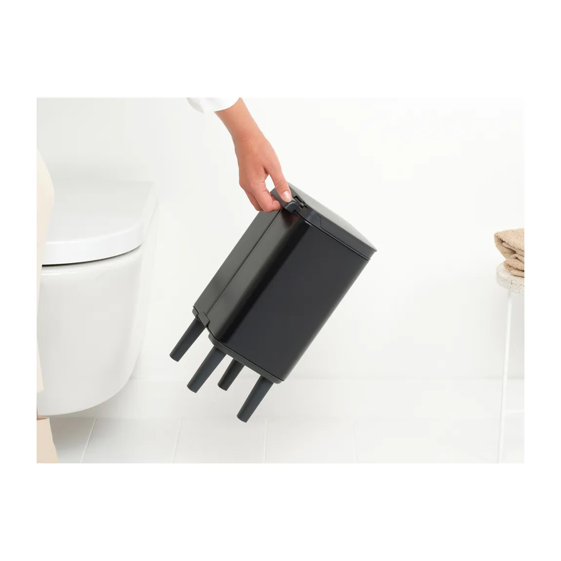 Bo ウェイストビン high 4 L, Matte black Brabantia | ブラバンシア