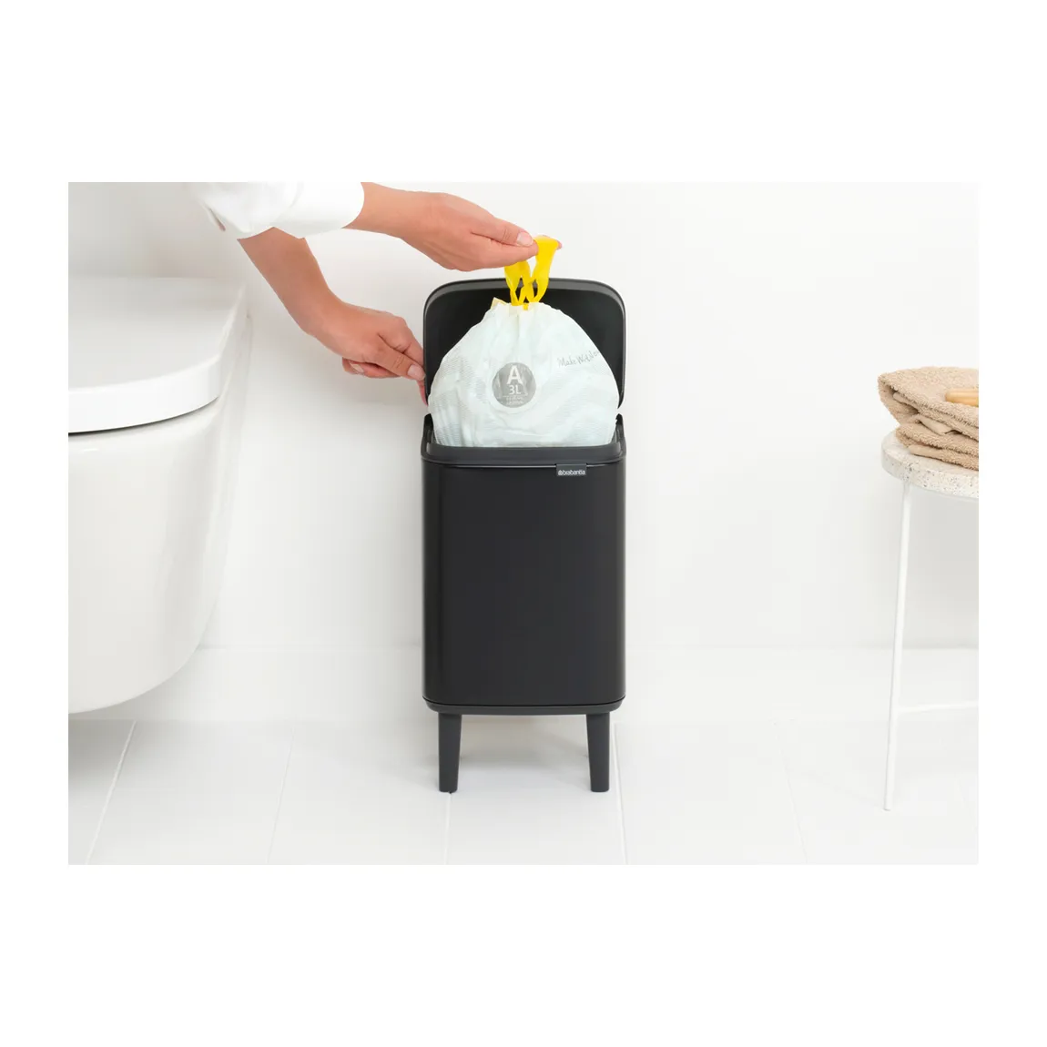 Bo ウェイストビン high 4 L, Matte black Brabantia | ブラバンシア