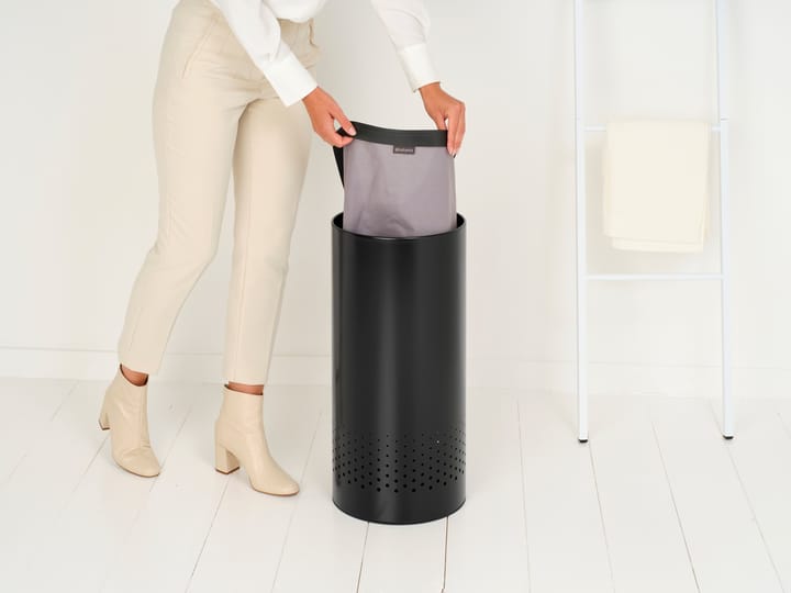 Brabantia ランドリーバスケット (プラスチック蓋付き) 35 L, Matte black Brabantia | ブラバンシア