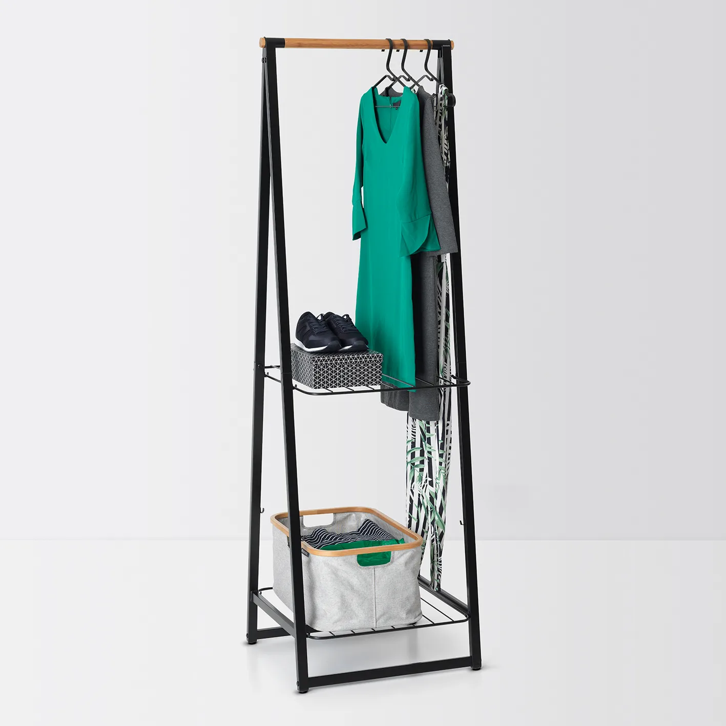 【新品未開封】brabantia Linn Dressboy ブラック Brabantia | ブラバンシア からのLinn 衣類用スタンド small