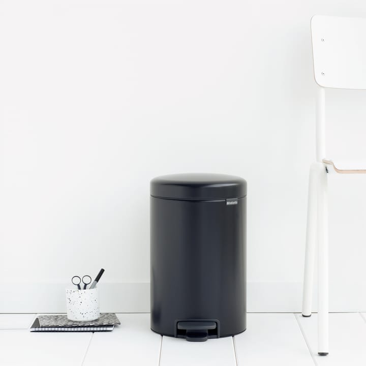 New Icon ペダルビン 12 L - matte black - Brabantia | ブラバンシア