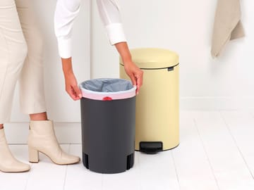 New Icon ペダルビン 20 L - Mellow yellow - Brabantia | ブラバンシア