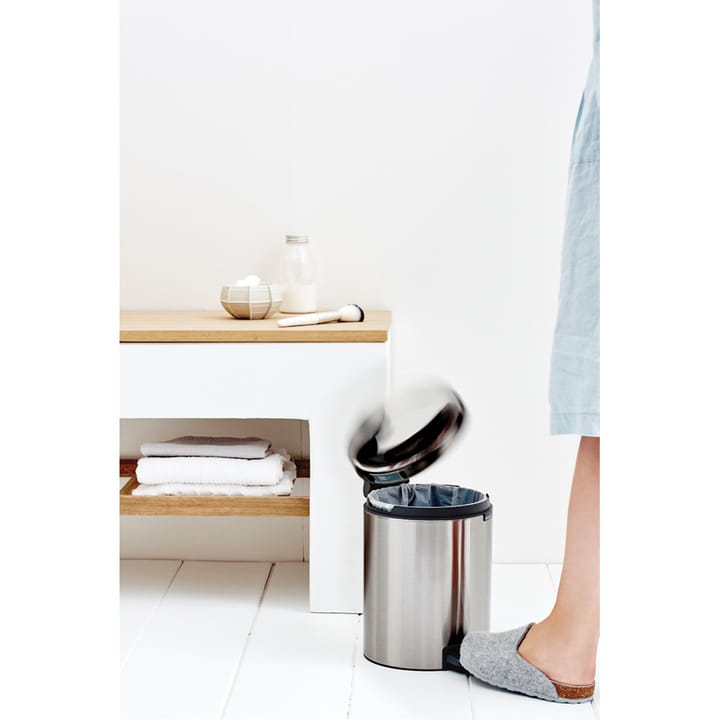 New Icon ペダルビン 5 L, Matt steel fingerprint proof Brabantia | ブラバンシア