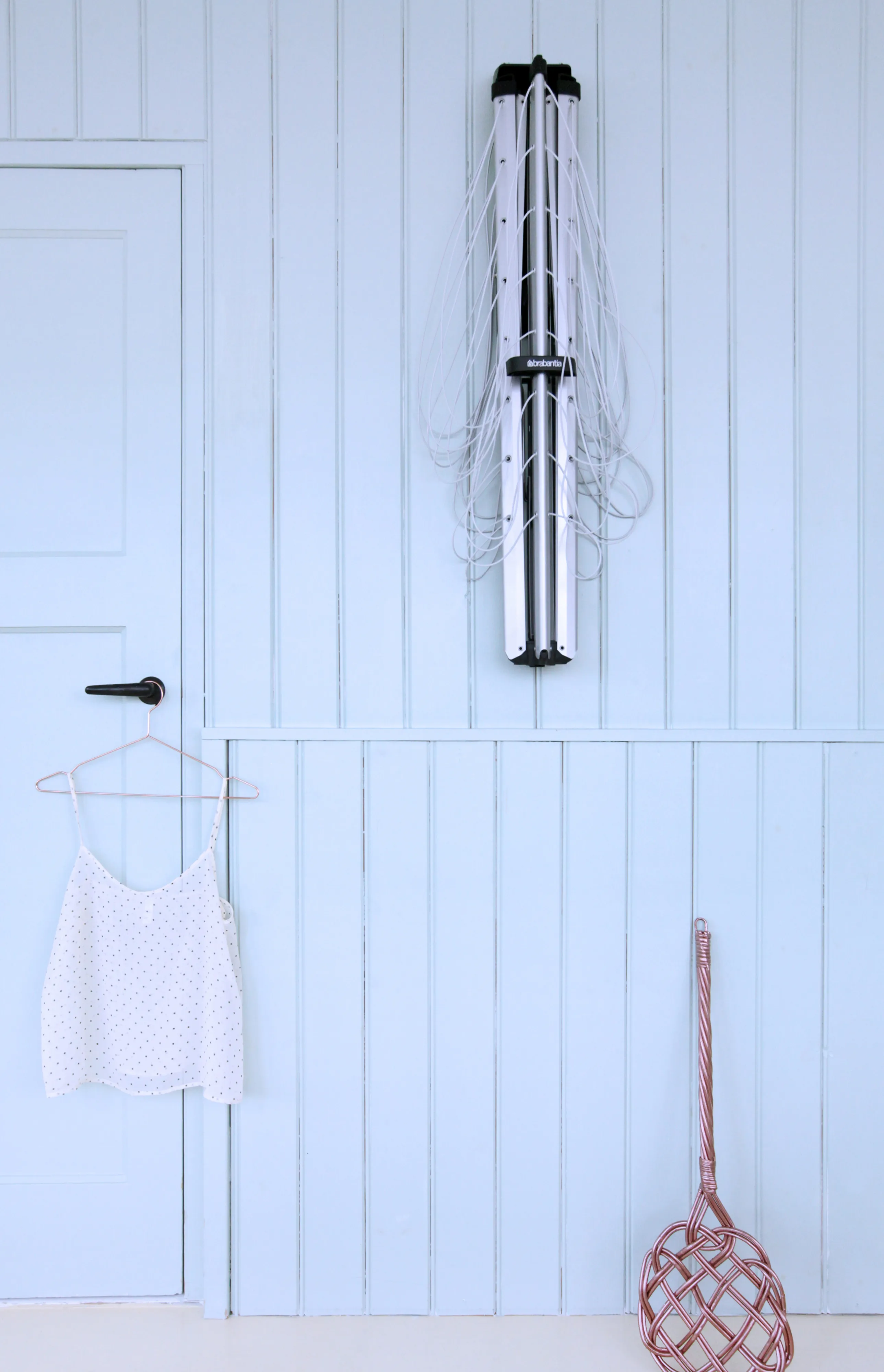 Brabantia | ブラバンシア からのWallFix 物干し カバー付き 