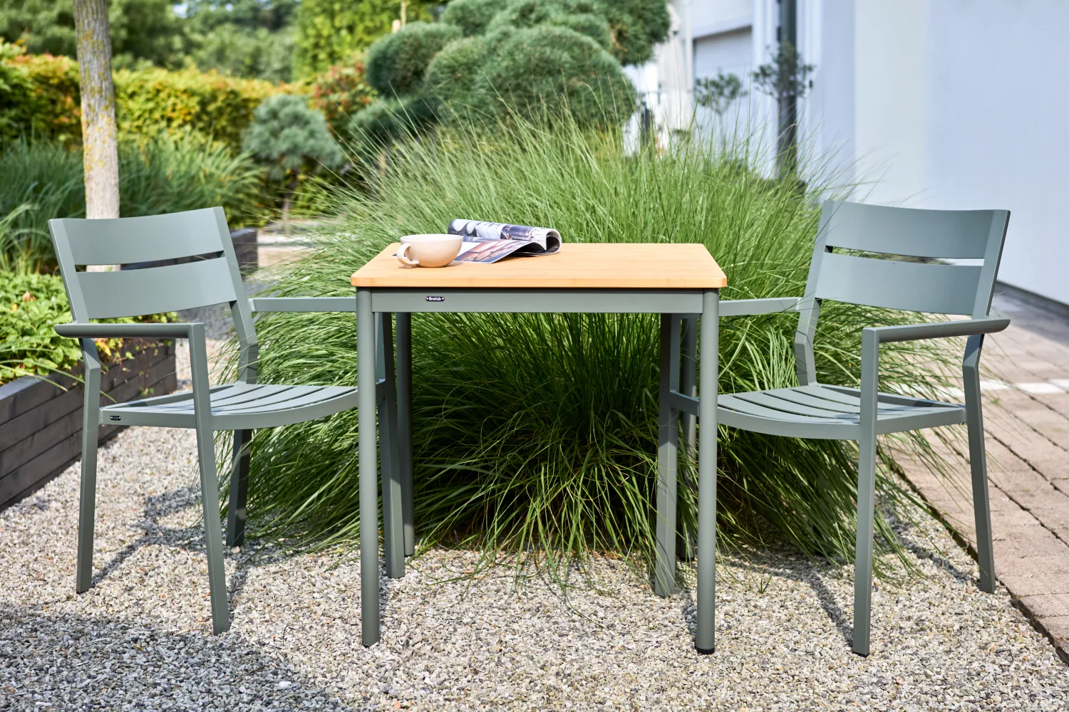 Delia アームチェア, Nordic green Brafab