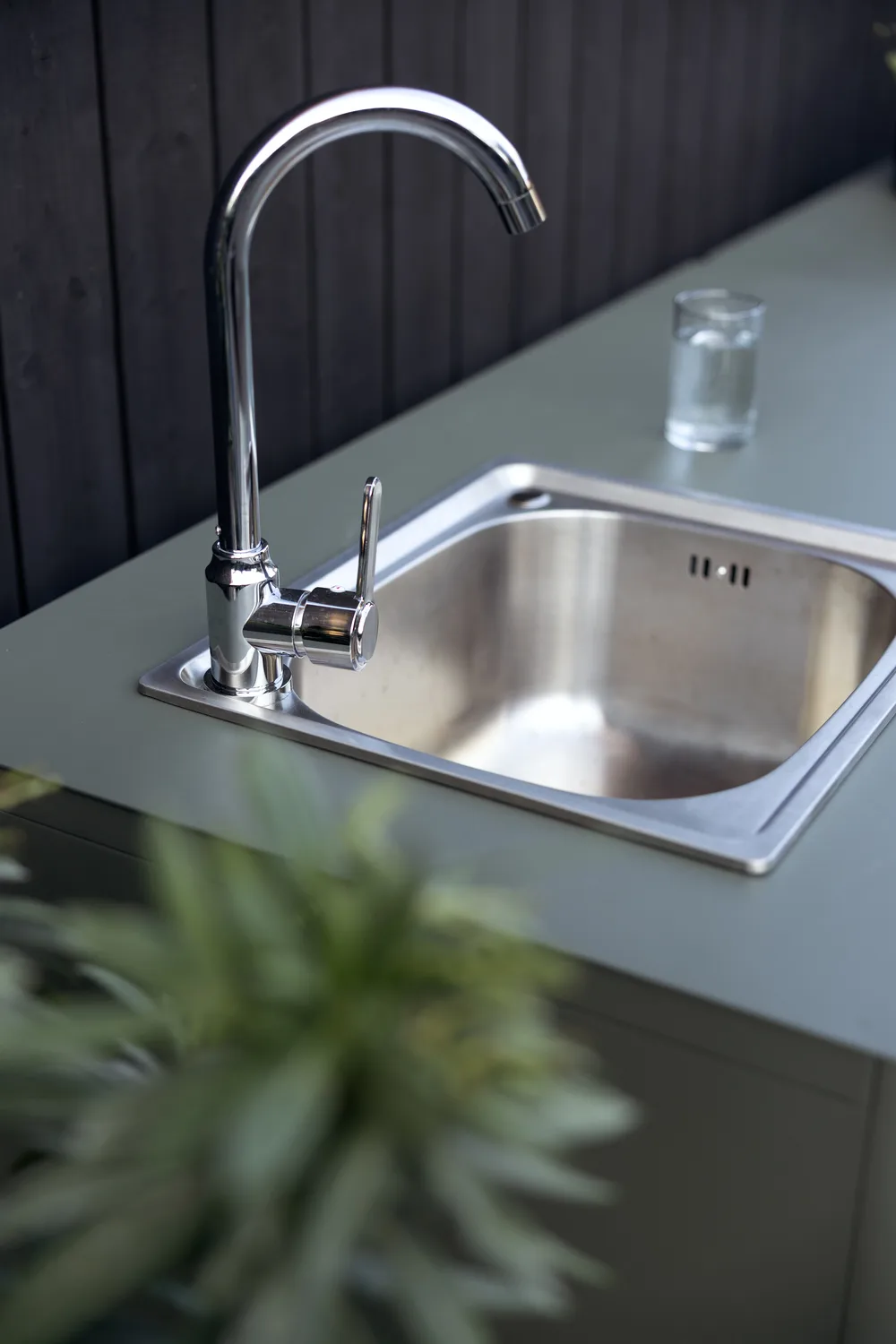 Kelia アウトドアキッチン ベースキャビネット シンク付き, Nordic green, 121x90x64 Brafab