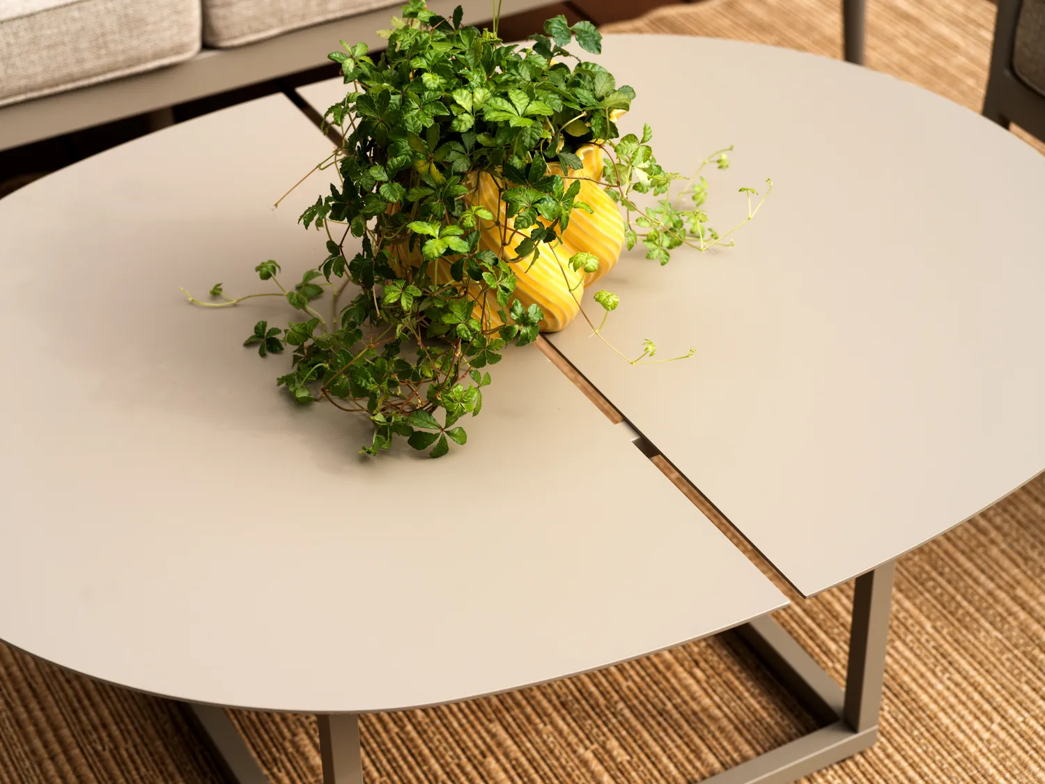 Olive コーヒーテーブル, Khaki, 110x80 cm Brafab