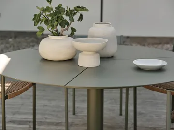 Peace ダイニングテーブル Ø110 cm ノルディックグリーン - undefined - Brafab