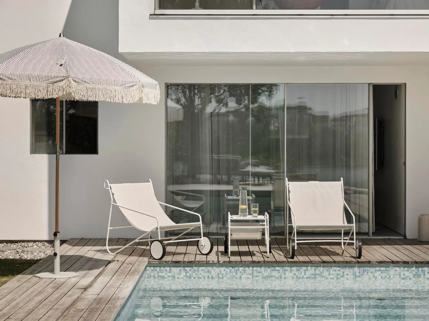 Poul Table サイドテーブル, White-off white, 72x44 cm Brafab