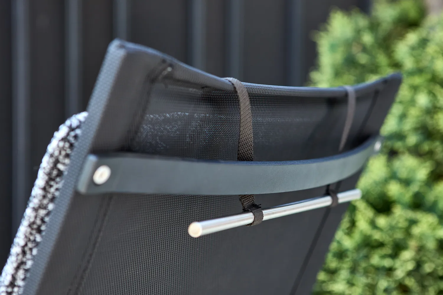 Soro ラウンジアームチェア, Black-teddy ant Brafab