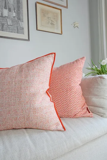 Field ピローケース - Red, 50x50 cm - Brita Sweden | ブリタ スウェーデン