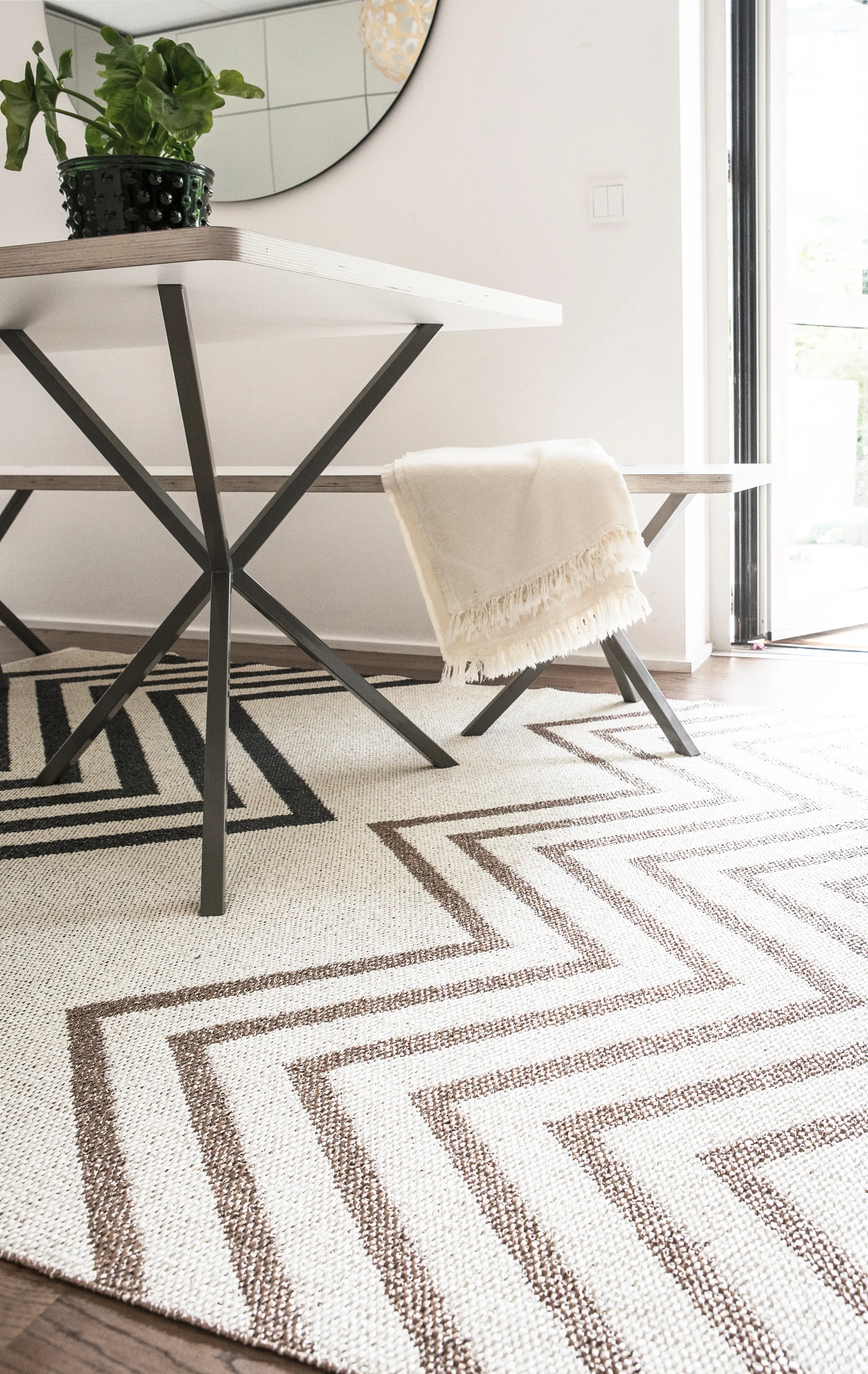 Sapmi プラスチックラグ 170x250 cm, sparkle Brita Sweden | ブリタ スウェーデン