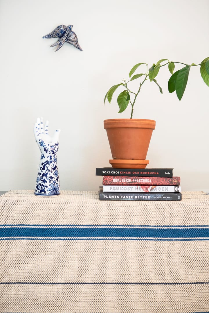 Trapeze ラグ  indigo (cream white-blue) - 80x225 cm - Brita Sweden | ブリタ スウェーデン