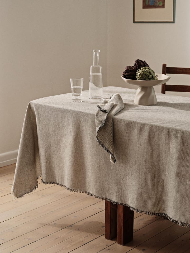 Elouise テーブルクロス 160x200 cm, Black Broste Copenhagen | ブロスト コペンハーゲン