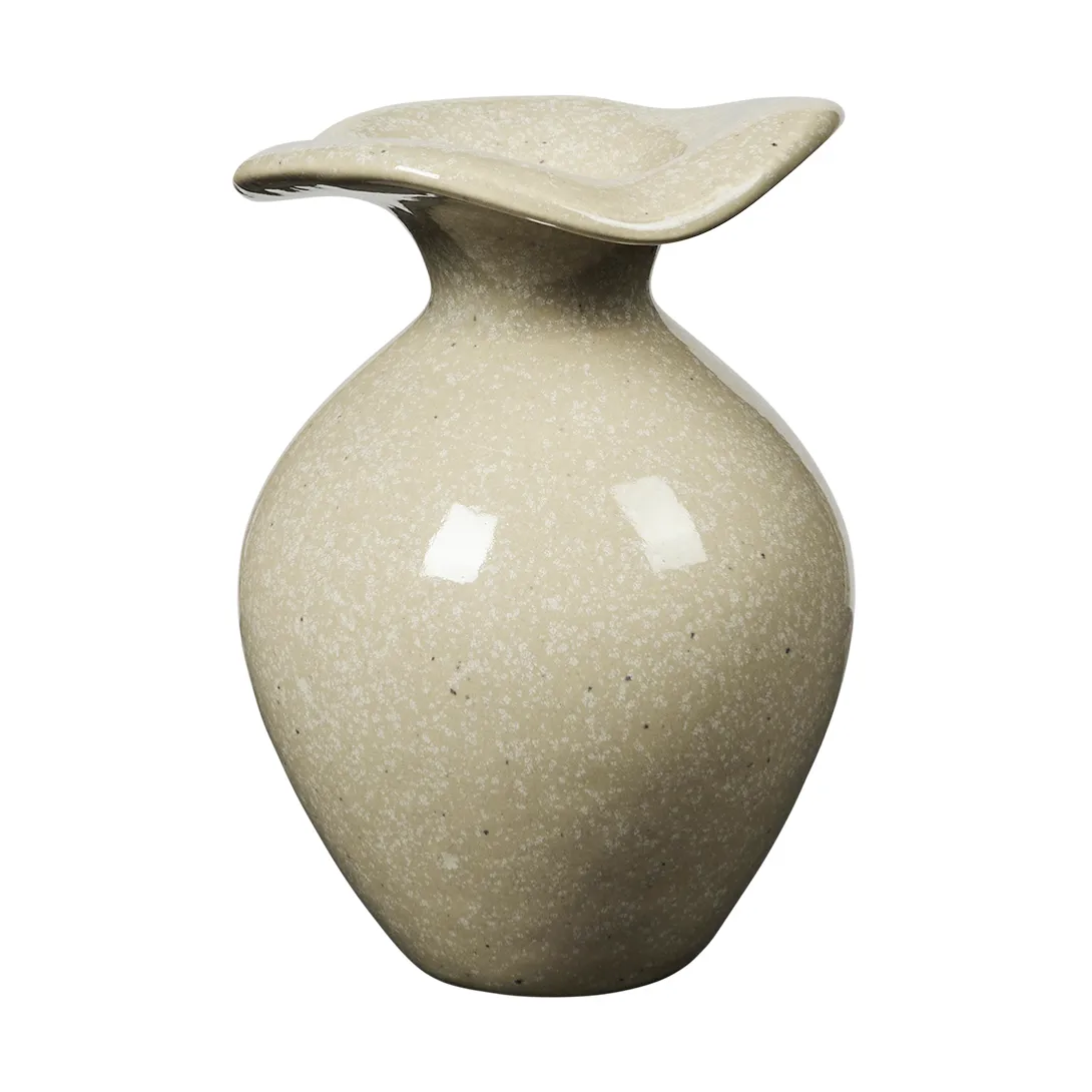 Broste Copenhagen 花瓶 - デザインをお買い物 → NordicNest.jp