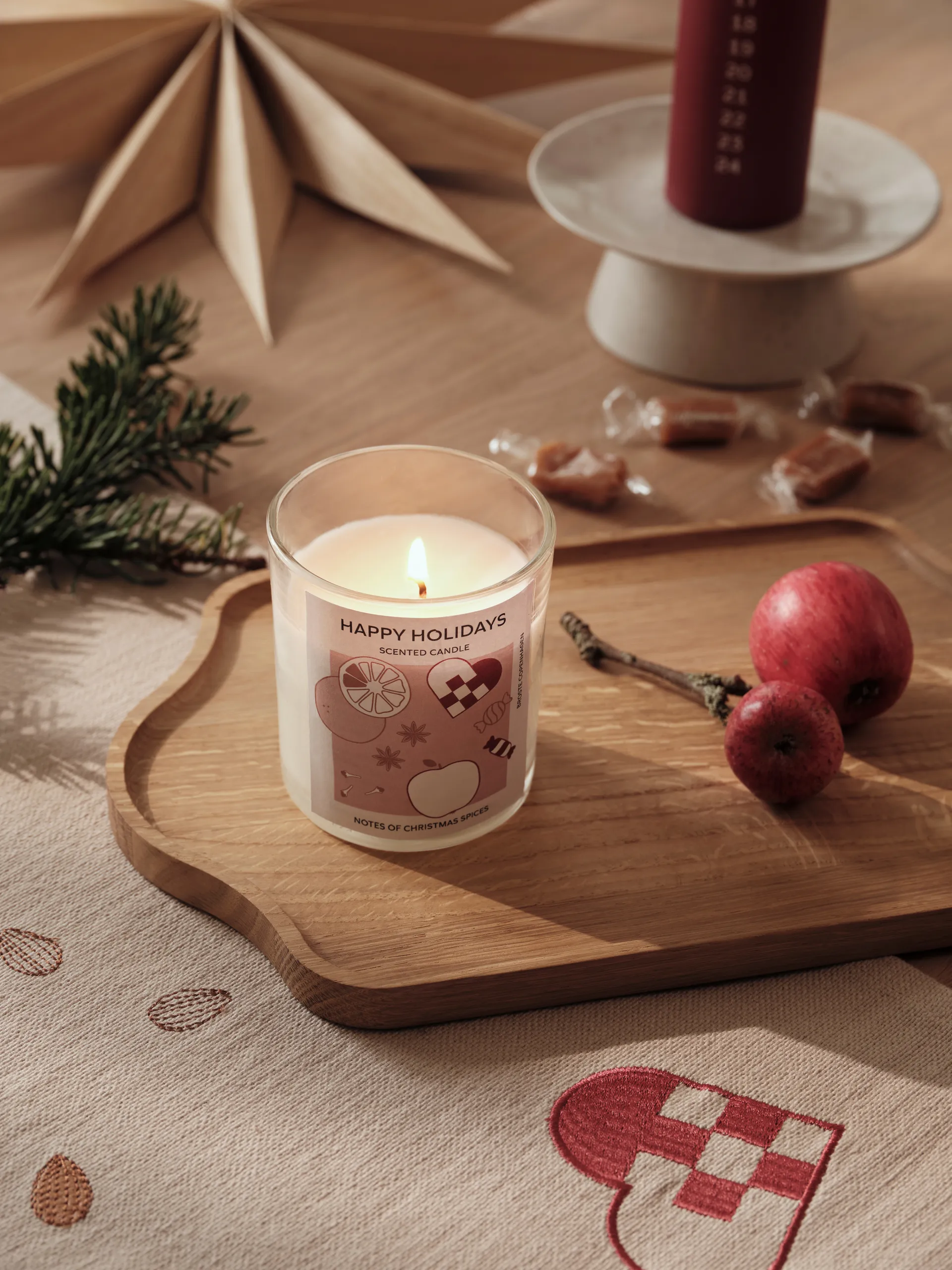 Happy Holidays アロマキャンドル 32時間, White Broste Copenhagen | ブロスト コペンハーゲン