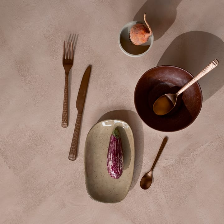 Hune カトラリー 16 ピース - copper hammered - Broste Copenhagen | ブロスト コペンハーゲン