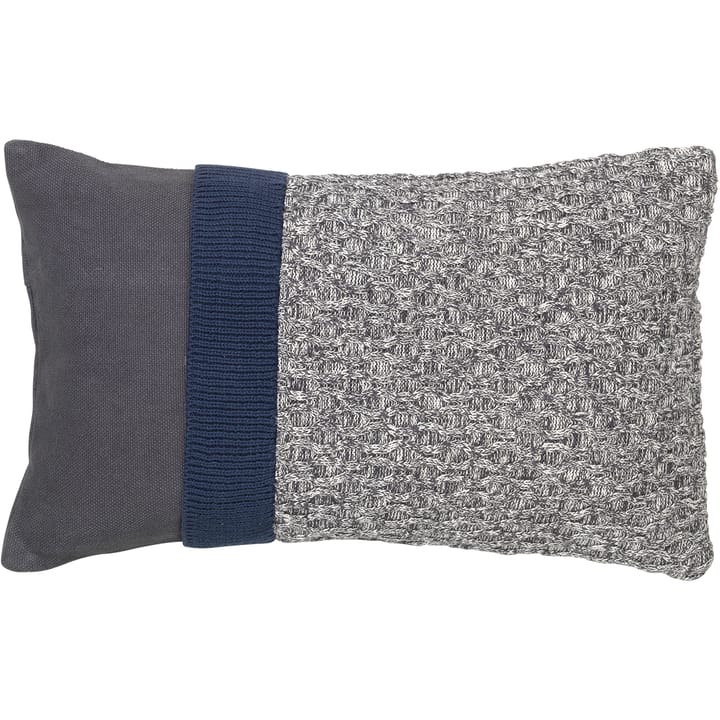 Knit クッションカバー 30x50 cm - Dark grey-blue night - Broste Copenhagen | ブロスト コペンハーゲン