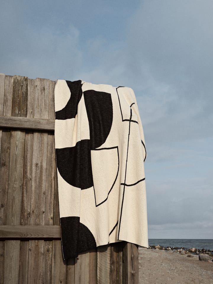 Maren スロー 130x180 cm, Black-off white Broste Copenhagen | ブロスト コペンハーゲン