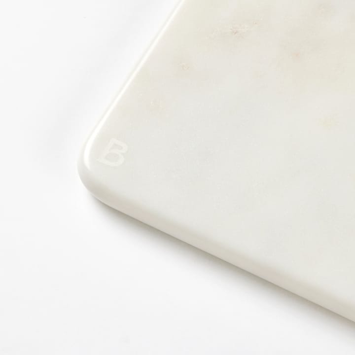 Olina カッティングボード 14x17 cm - White marble - Broste Copenhagen | ブロスト コペンハーゲン