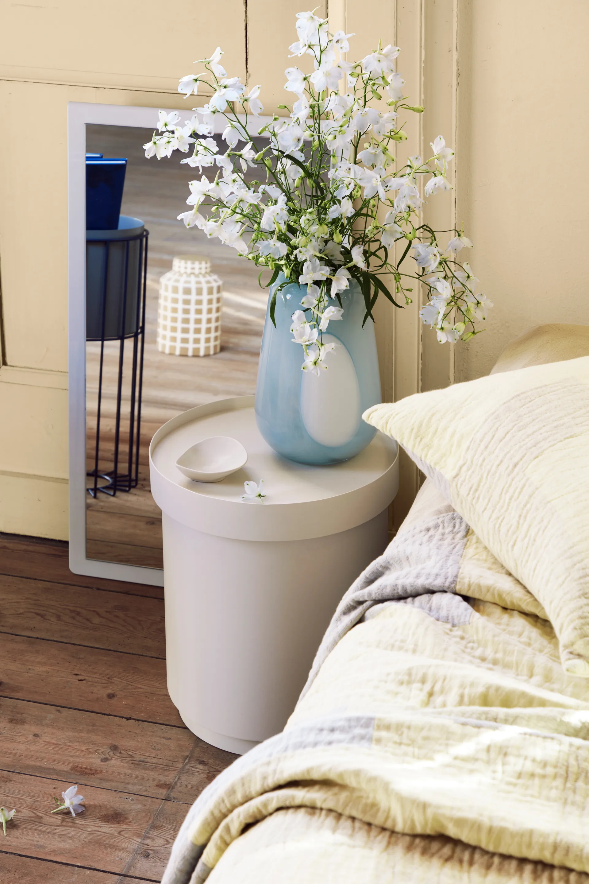 Patch クッションカバー 60x60 cm, Pale banana yellow-blue Broste Copenhagen | ブロスト コペンハーゲン