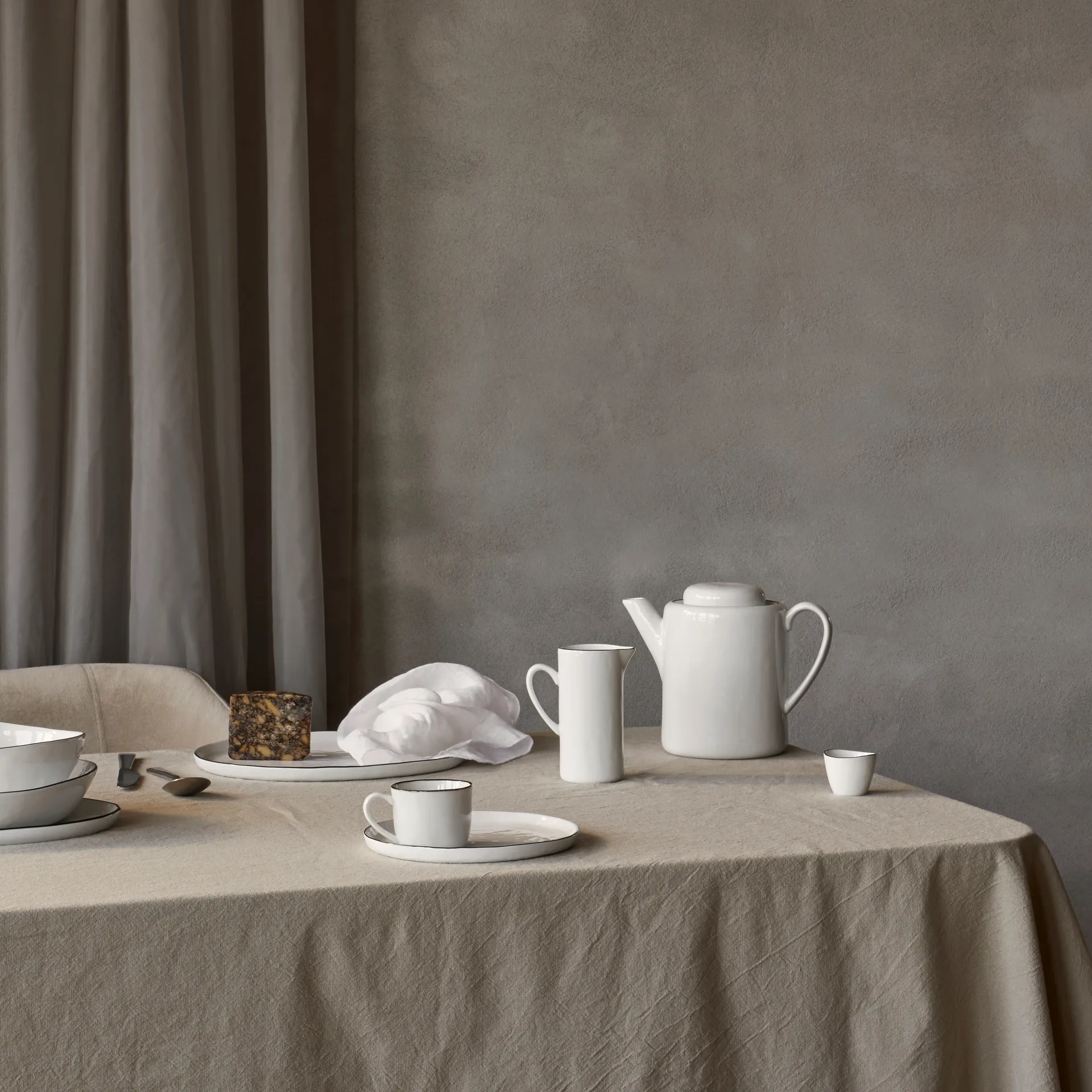 Salt オーバル プレート, 20x30 cm Broste Copenhagen | ブロスト コペンハーゲン